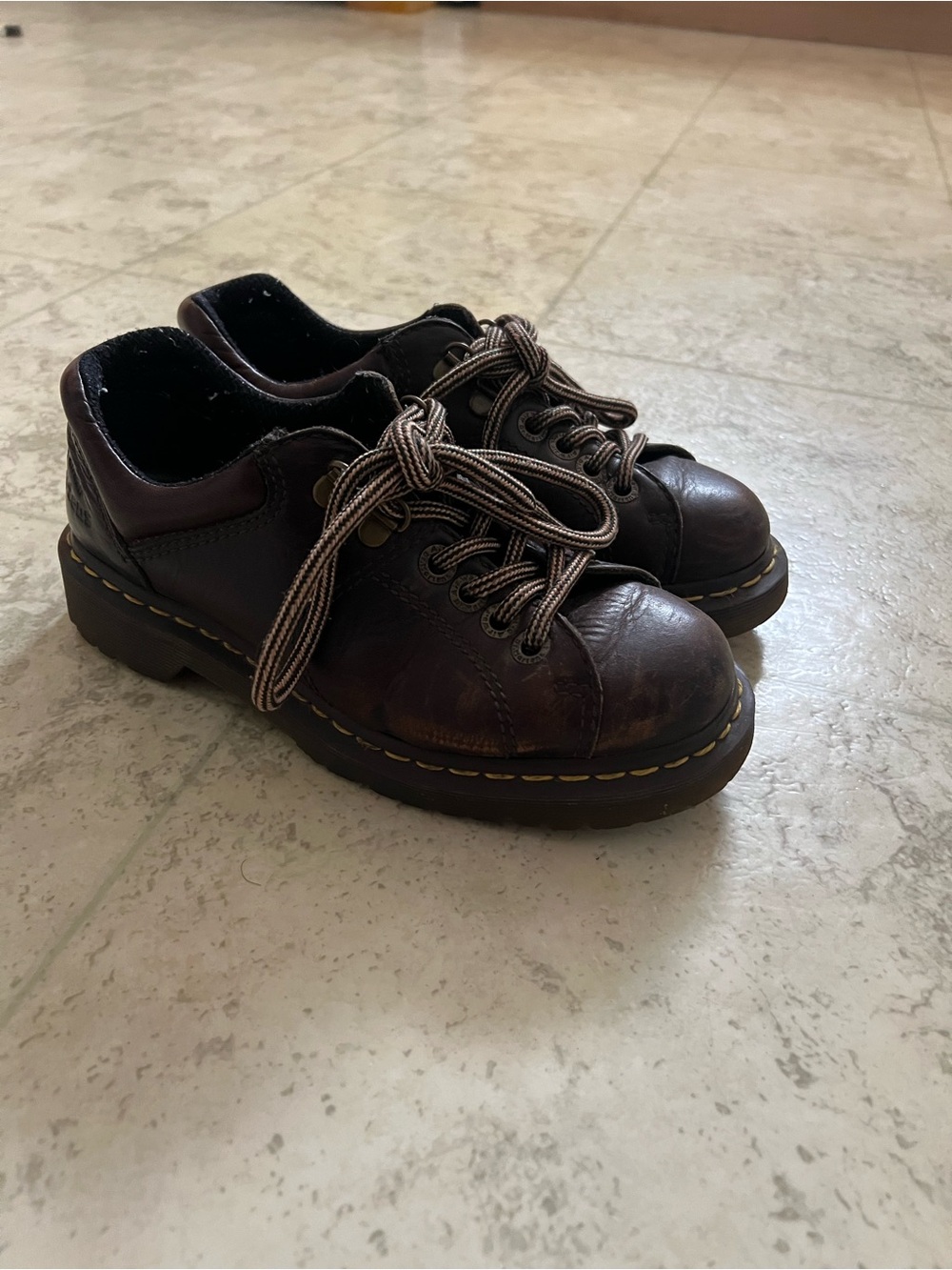 Women’s chunky y2k brown leather dr. marten lace up shoe - size 6 / 37